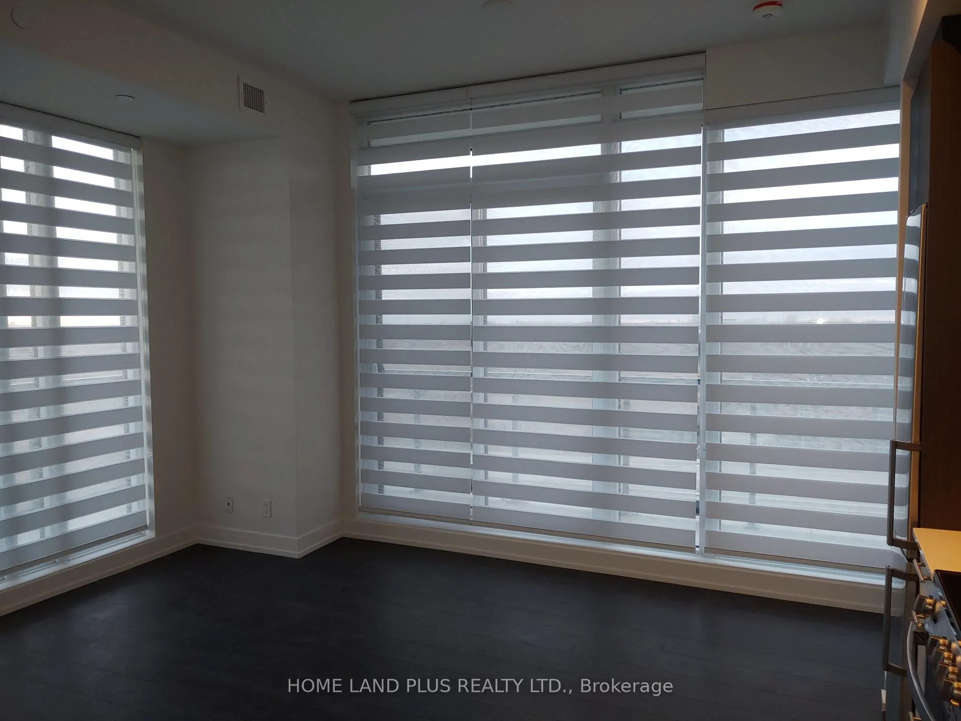 Photo 2 of Unit 803, 225 Veterans Drive, Brampton, Northwest Brampton — HOMEH