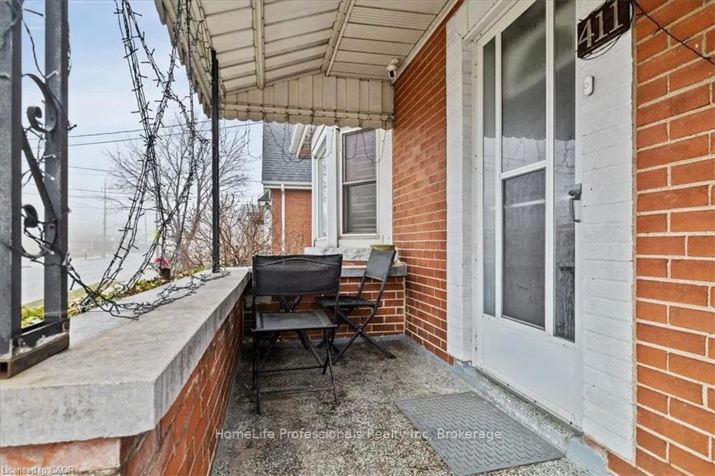 Photo 5 of 411 Upper Gage Avenue, Hamilton, Sunninghill — HOMEH