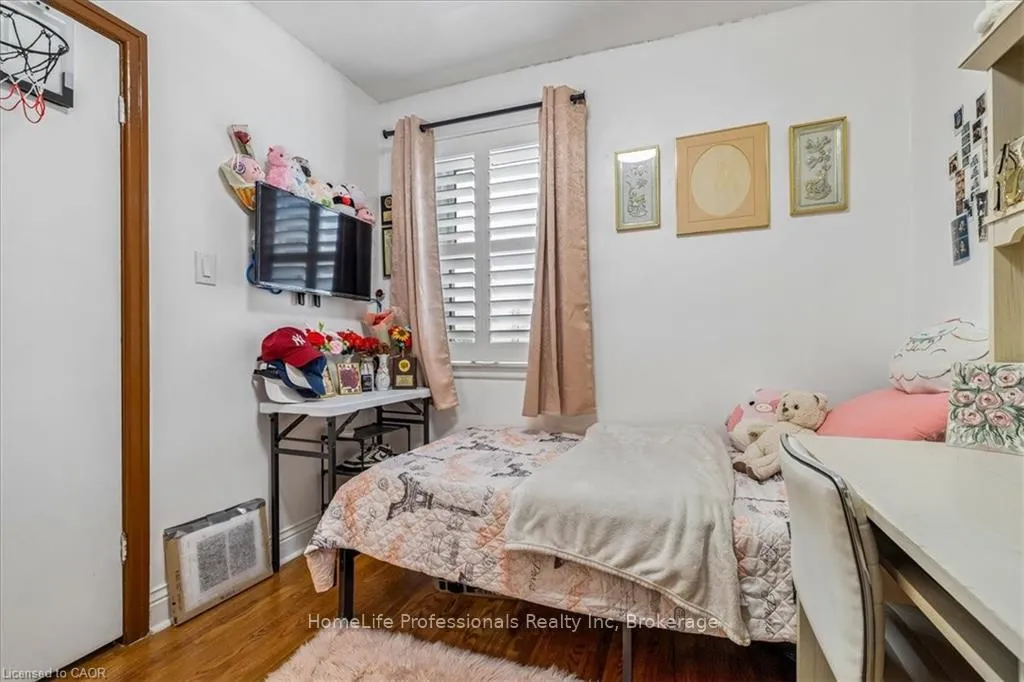 Photo 24 of 411 Upper Gage Avenue, Hamilton, Sunninghill — HOMEH