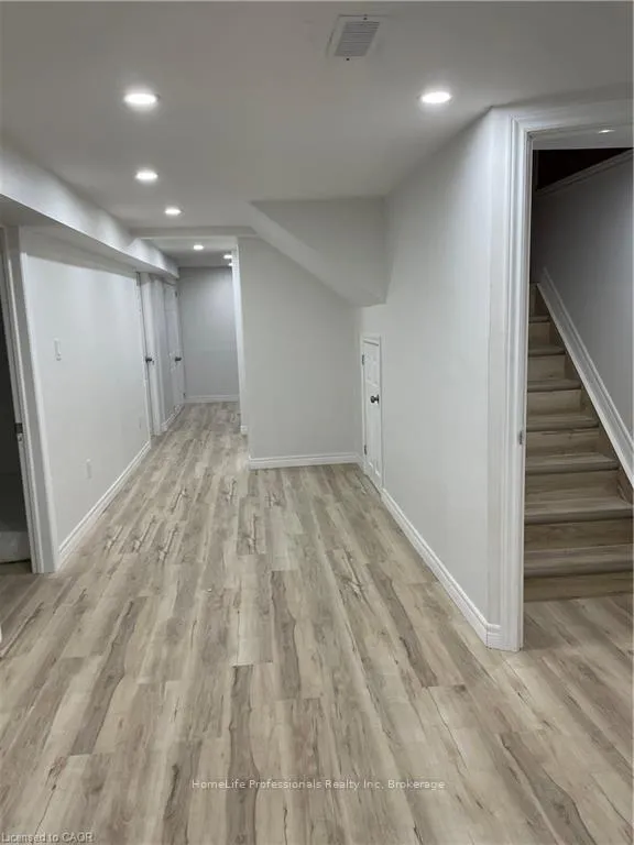 Photo 32 of 411 Upper Gage Avenue, Hamilton, Sunninghill — HOMEH