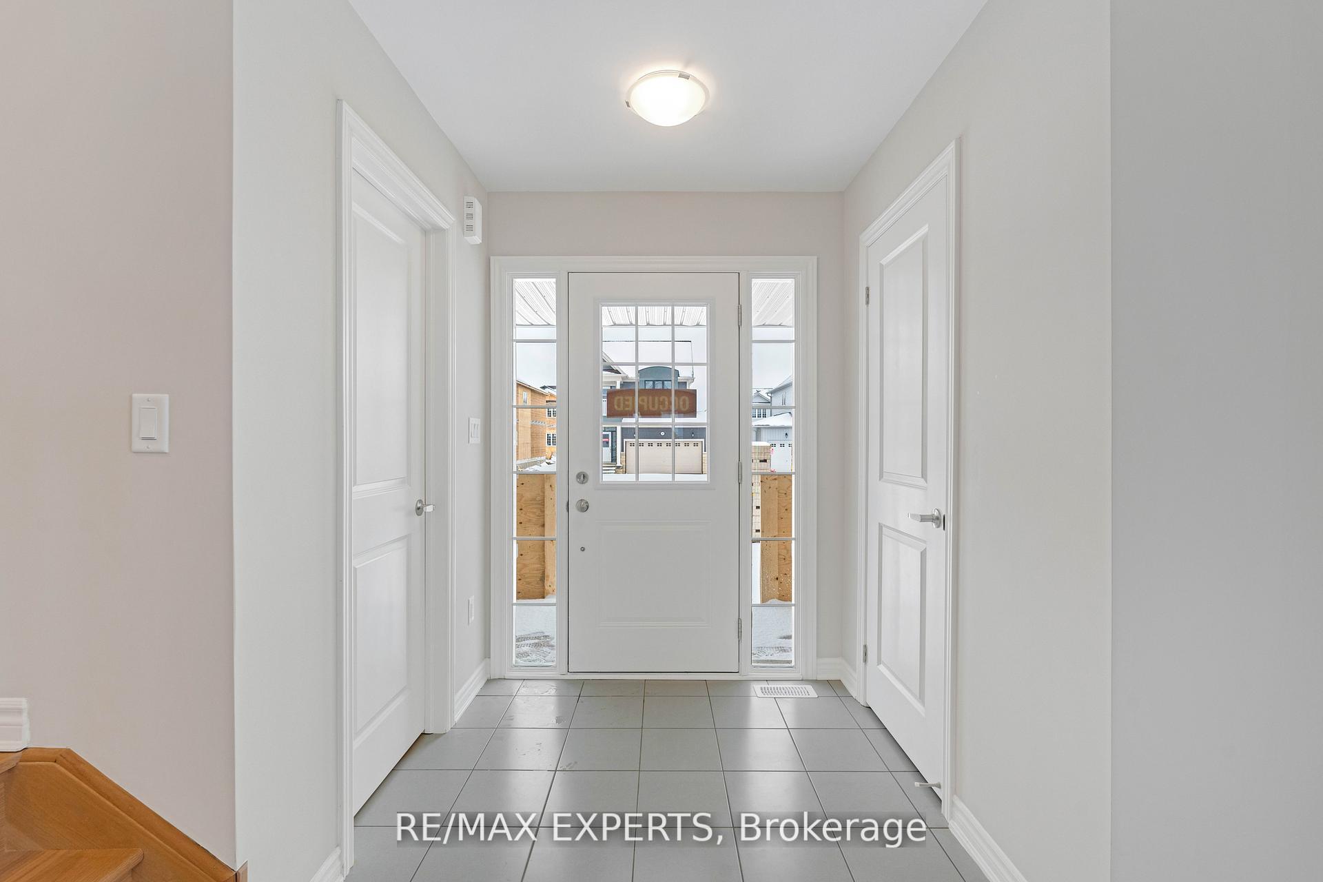 Photo 3 of 282 Springfield Crescent, Clearview, Stayner — HOMEH