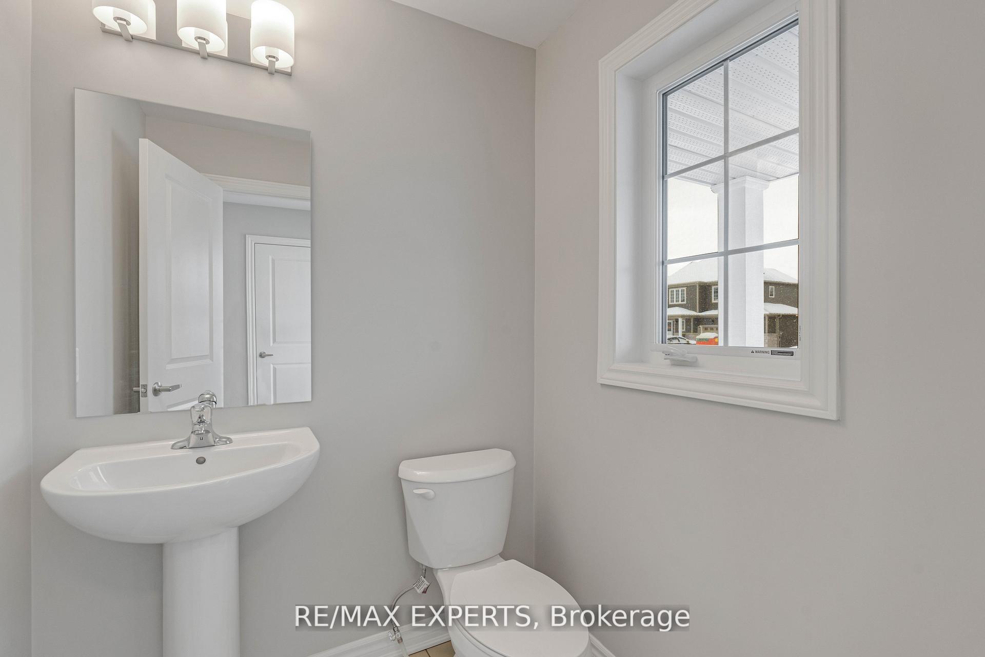 Photo 10 of 282 Springfield Crescent, Clearview, Stayner — HOMEH