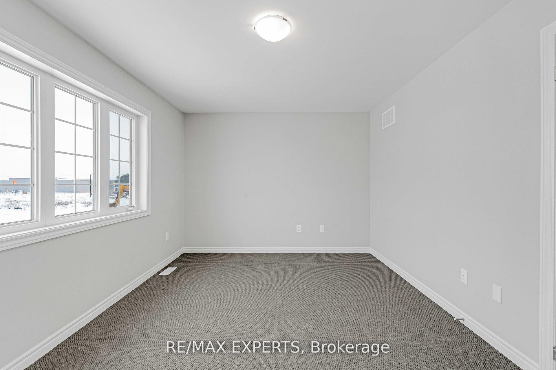 Photo 17 of 282 Springfield Crescent, Clearview, Stayner — HOMEH