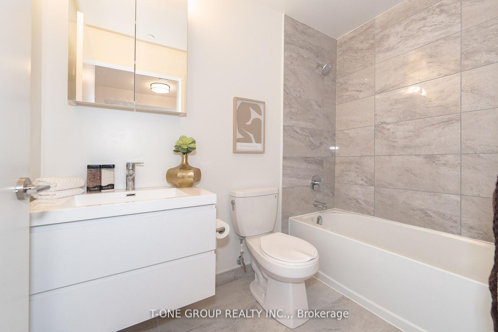 Photo 12 of Unit 709, 292 Verdale Crossing, Markham, Unionville — HOMEH