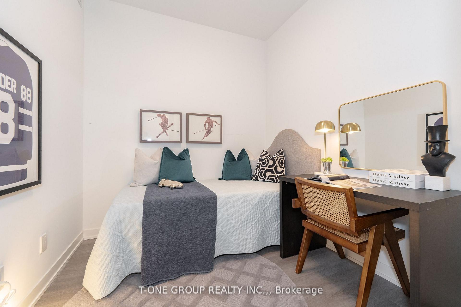 Photo 16 of Unit 709, 292 Verdale Crossing, Markham, Unionville — HOMEH