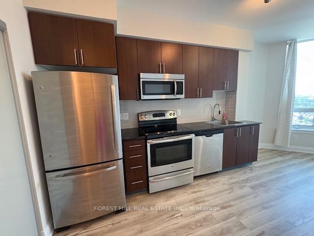 Photo 2 of Unit 921, 7161 Yonge Street, Markham, Grandview — HOMEH