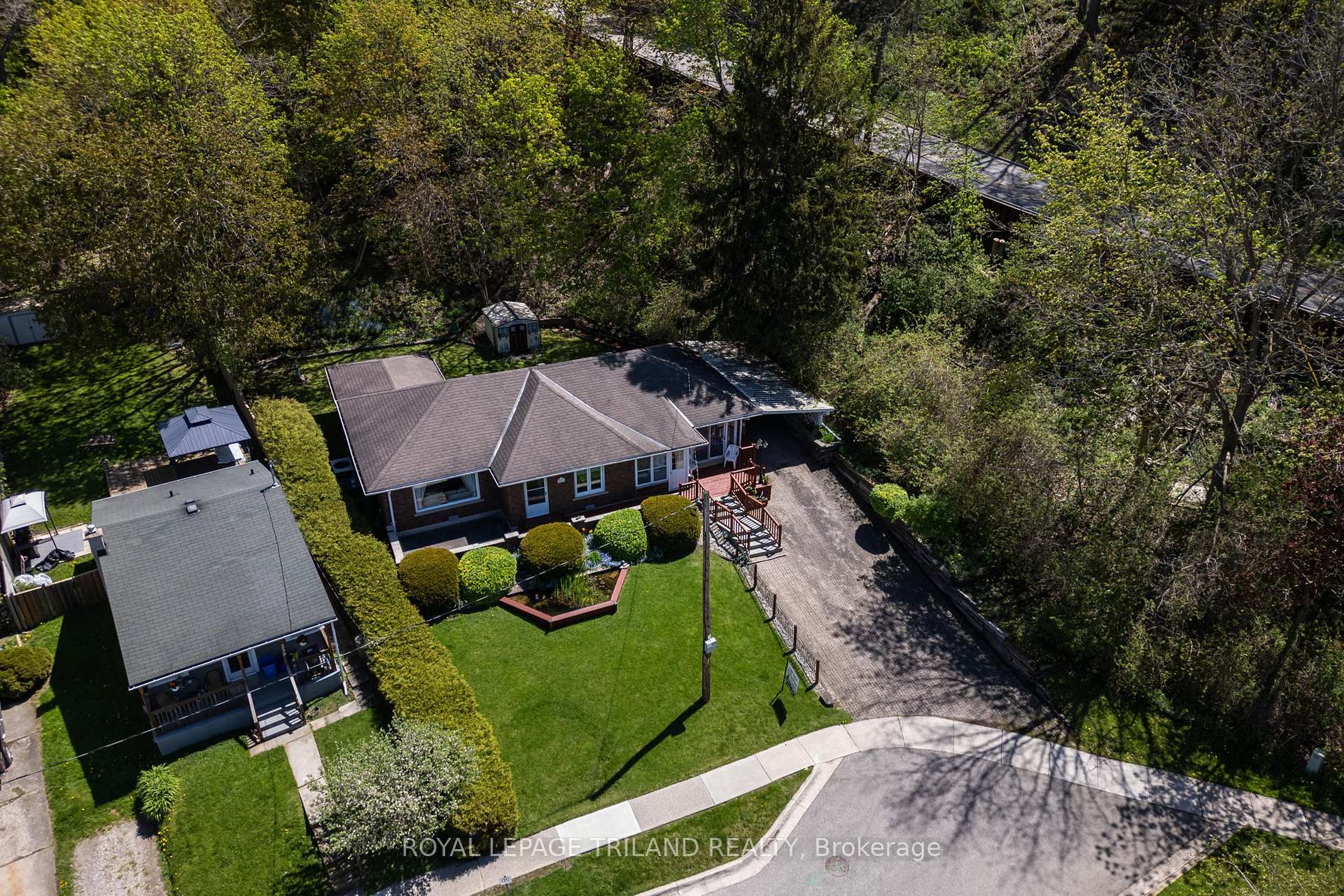 Photo 7 of 237 Frances Street, Central Elgin, Port Stanley — HOMEH