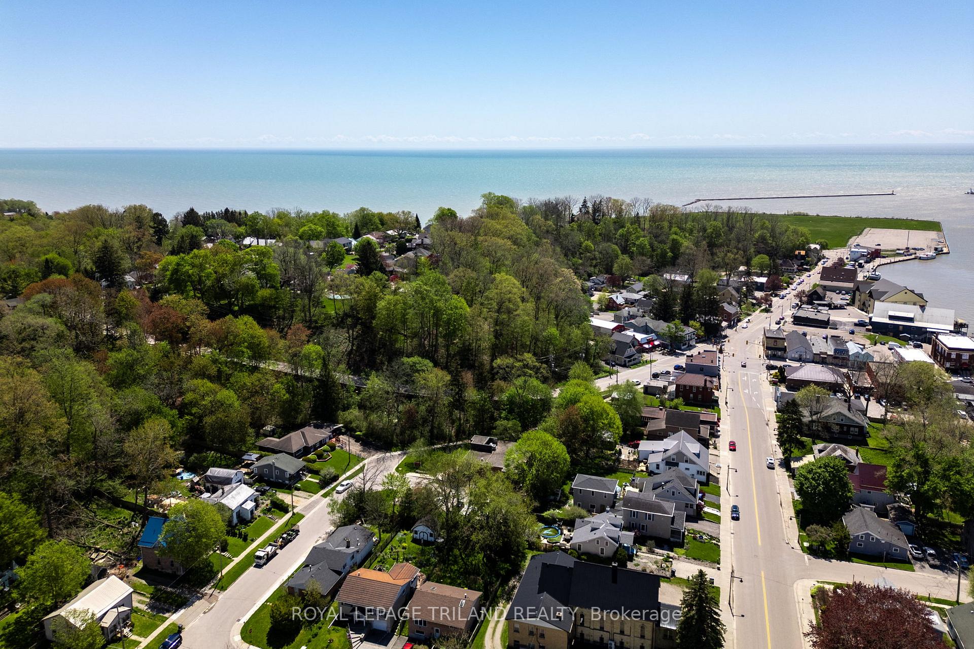 Photo 12 of 237 Frances Street, Central Elgin, Port Stanley — HOMEH