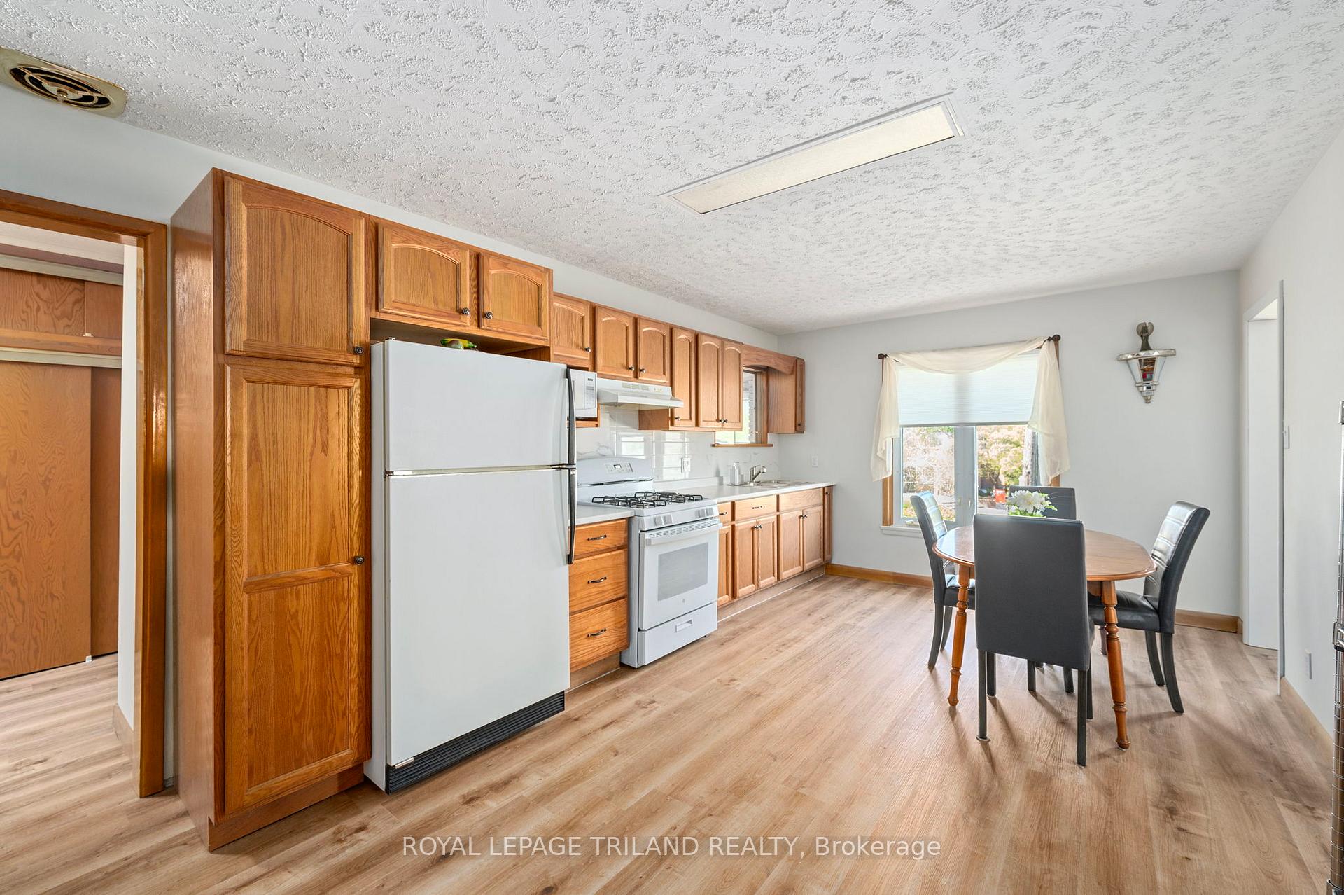 Photo 20 of 237 Frances Street, Central Elgin, Port Stanley — HOMEH