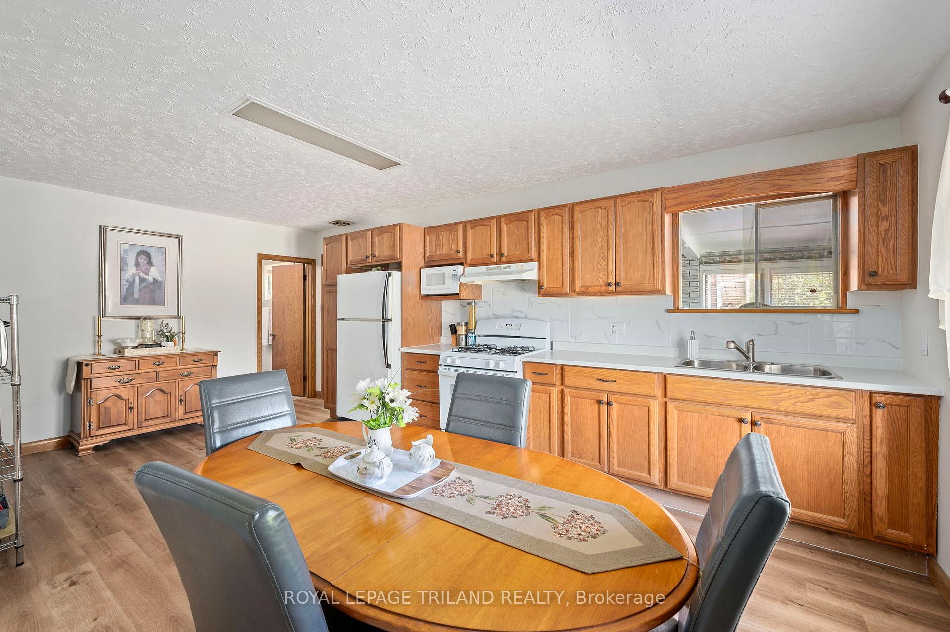 Photo 40 of 237 Frances Street, Central Elgin, Port Stanley — HOMEH