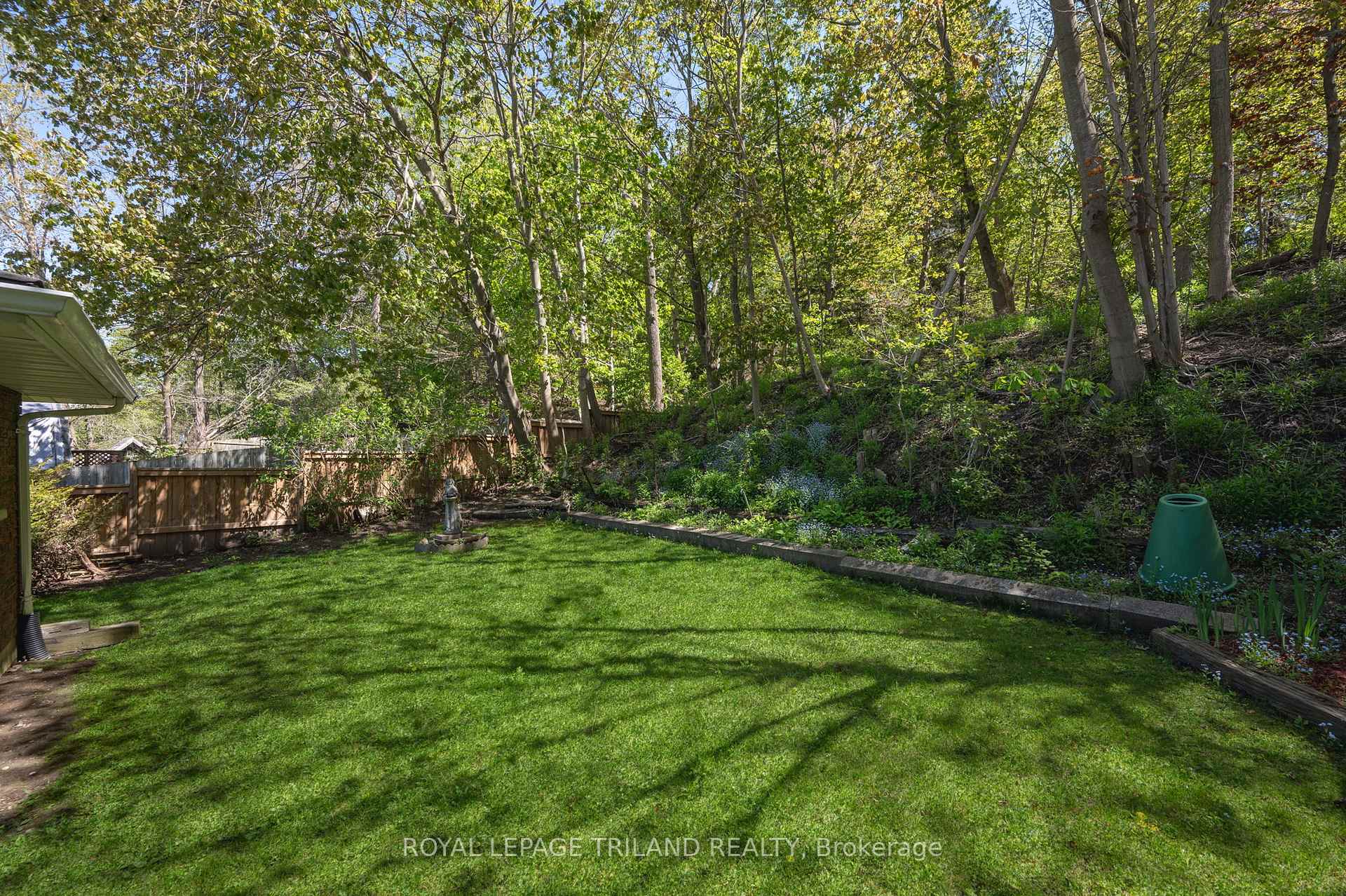 Photo 36 of 237 Frances Street, Central Elgin, Port Stanley — HOMEH