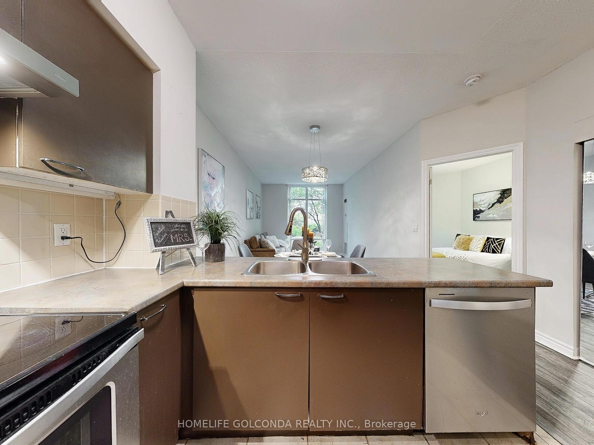 Photo 16 of Unit 102, 130 Pond Drive, Markham, Commerce Valley — HOMEH