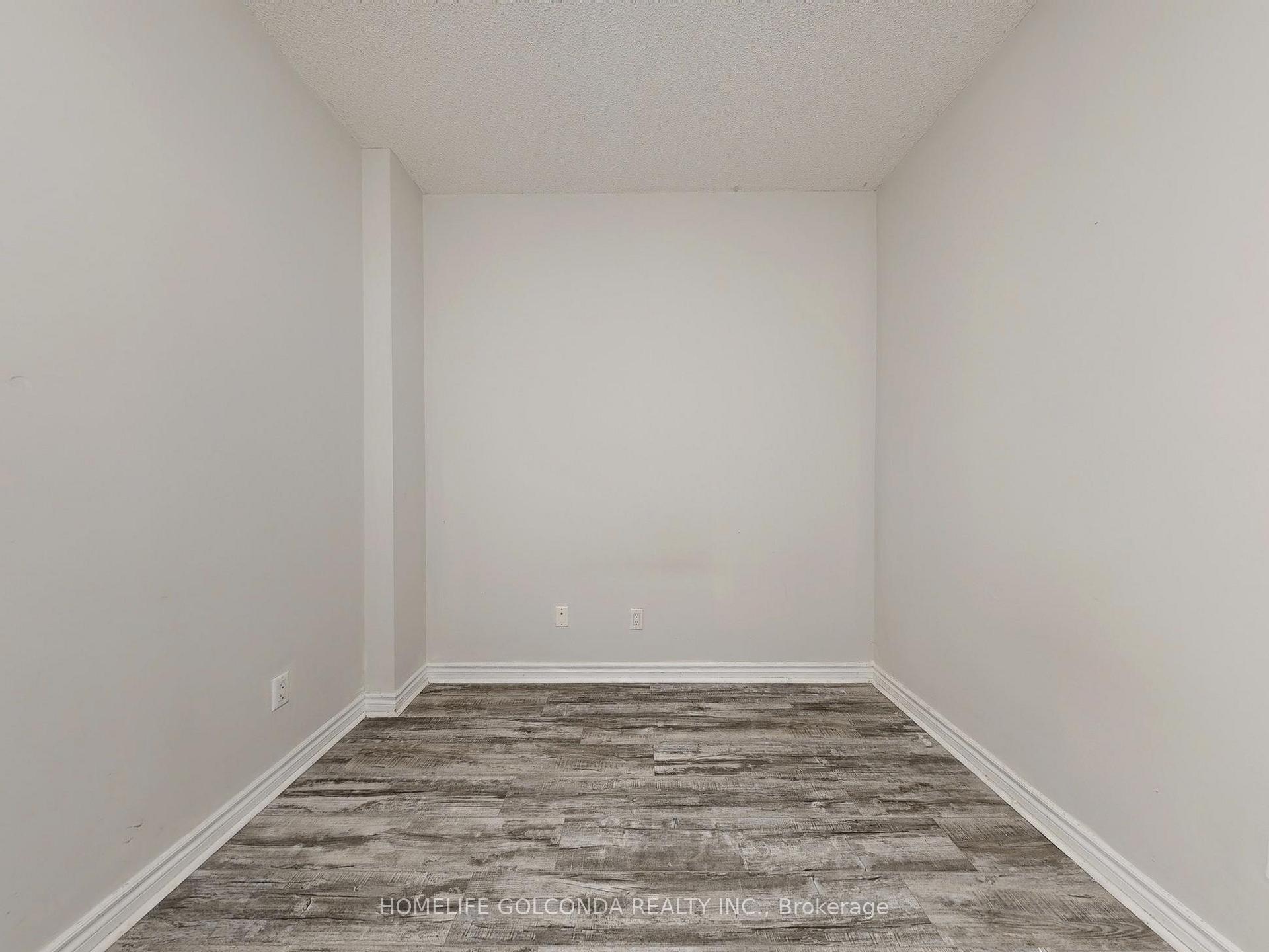 Photo 23 of Unit 102, 130 Pond Drive, Markham, Commerce Valley — HOMEH