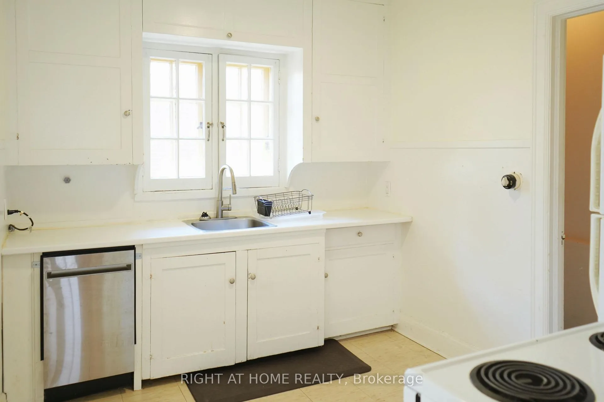 Photo 7 of Unit 2, 359 Fifth Avenue, Ottawa, Glebe — HOMEH