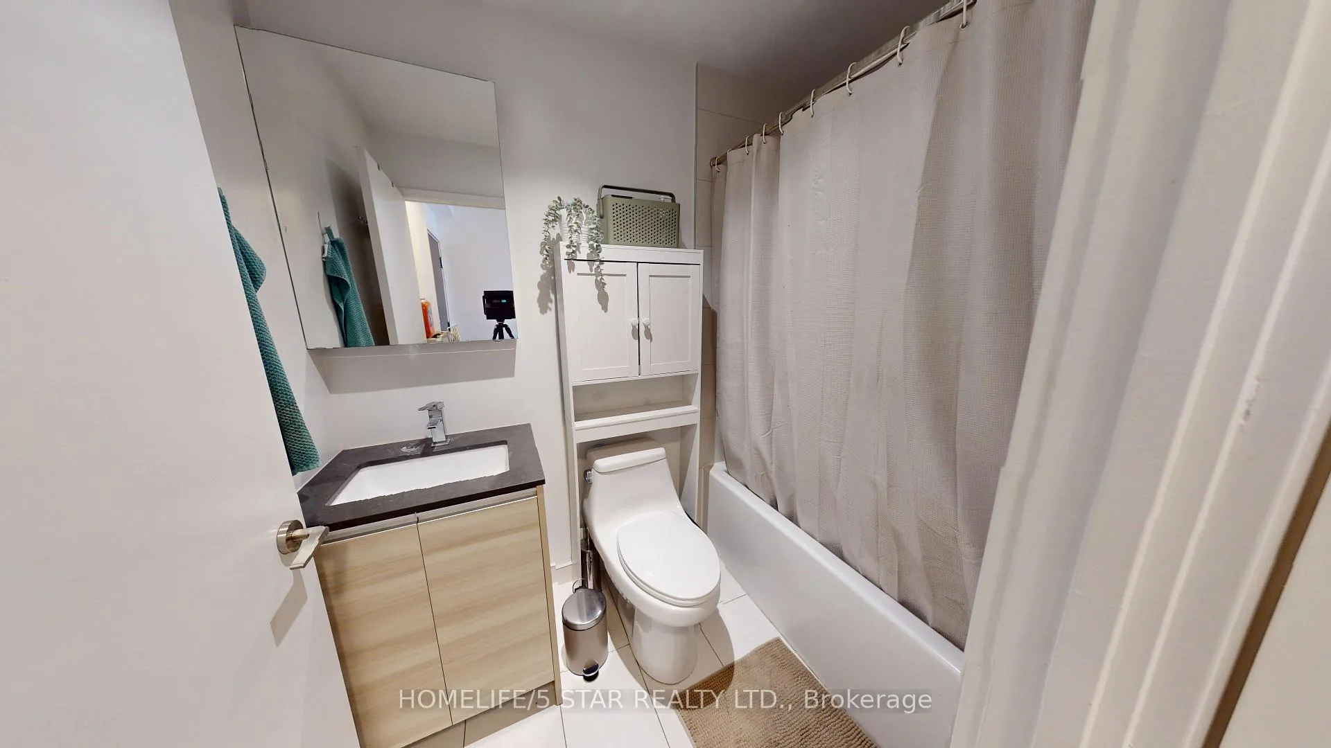 Photo 11 of Unit 922, 1190 Dundas Street E, Toronto, South Riverdale — HOMEH