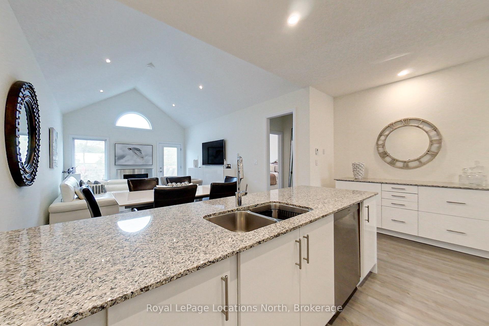 Photo 7 of Unit 25, 18 Kari Crescent, Collingwood — HOMEH