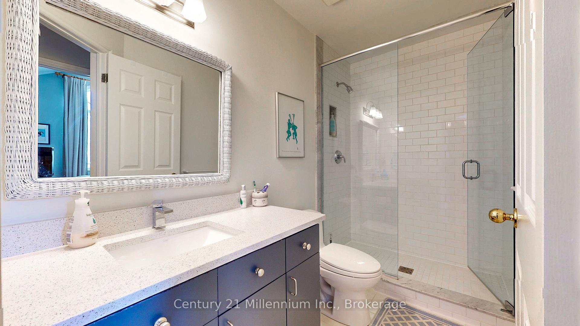 Photo 39 of 36 Lighthouse Lane E, Collingwood — HOMEH