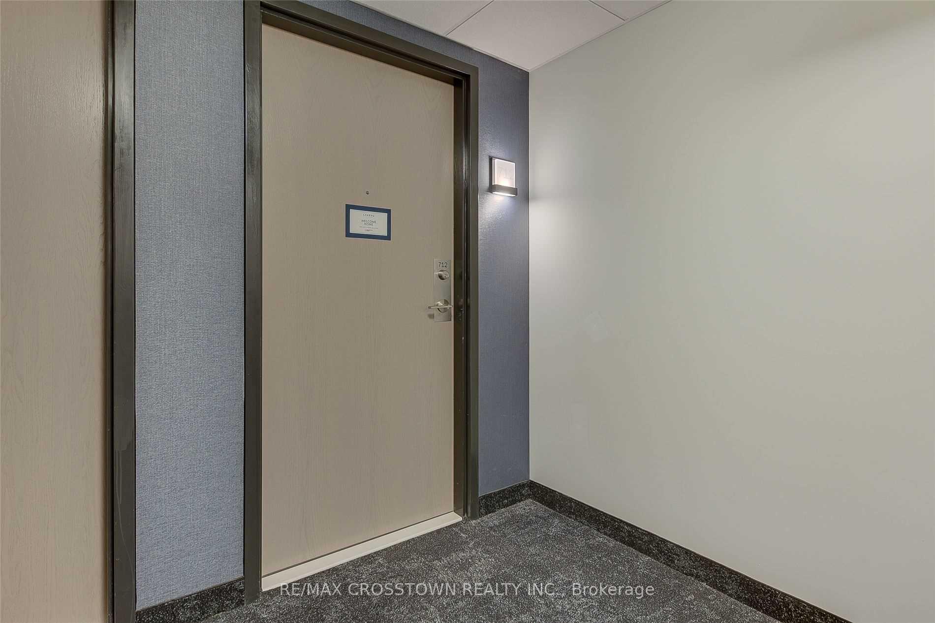 Photo 3 of Unit 712, 58 Lakeside Terrace, Barrie, Little Lake — HOMEH