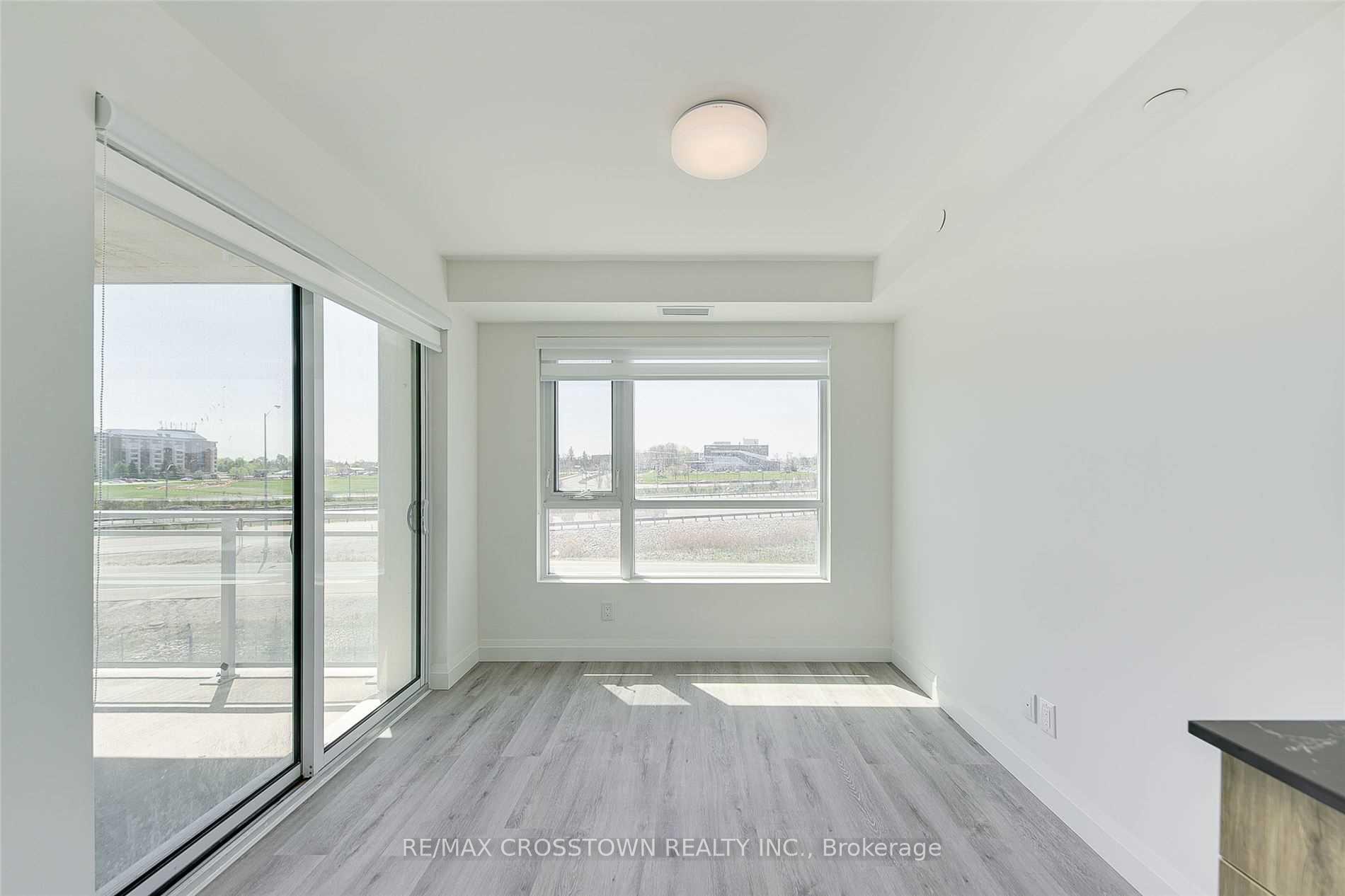Photo 17 of Unit 712, 58 Lakeside Terrace, Barrie, Little Lake — HOMEH