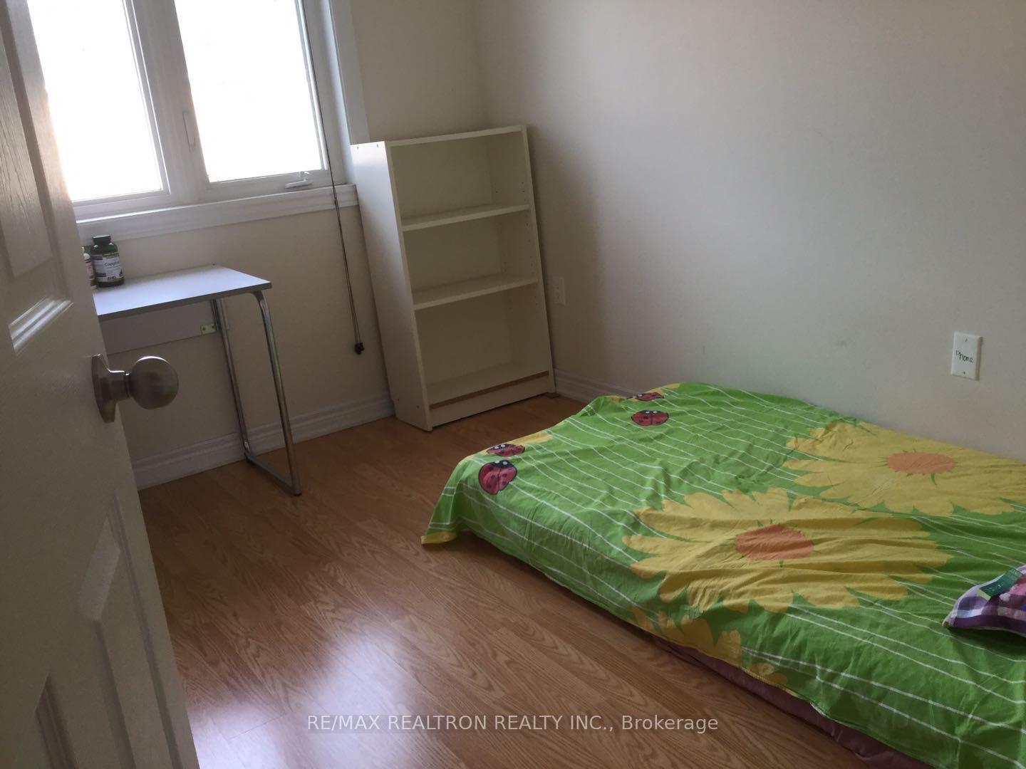 Photo 9 of 90 Comely Way, Markham, Milliken Mills East — HOMEH