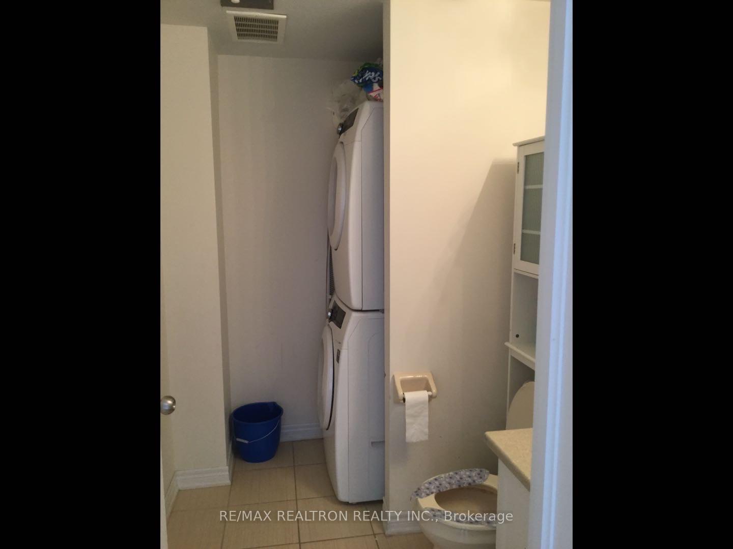 Photo 10 of 90 Comely Way, Markham, Milliken Mills East — HOMEH