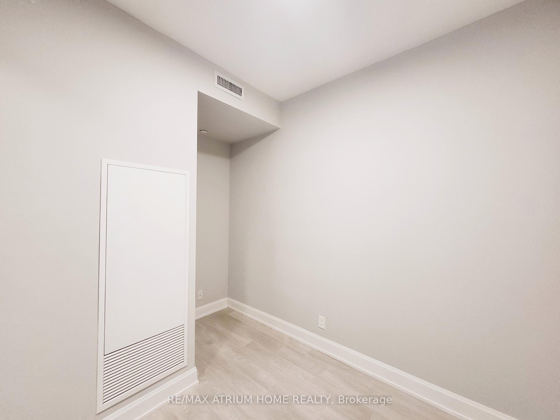Photo 8 of Unit 708, 38 Water Walk Drive, Markham, Unionville — HOMEH