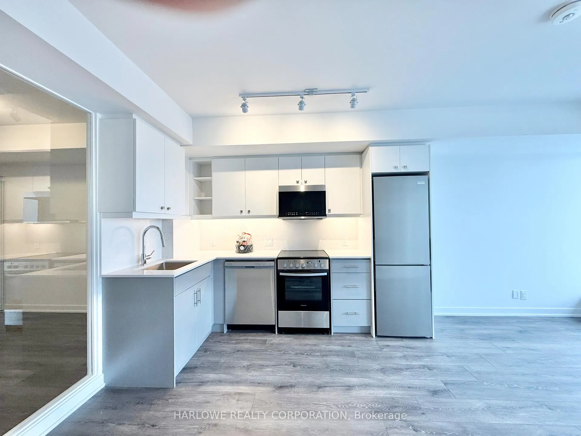Front of Unit 504, 2 Manderley Drive