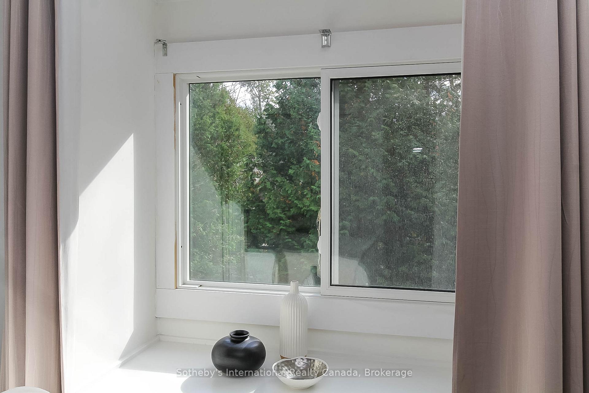 Photo 16 of 110 Escarpment Crescent, Collingwood — HOMEH