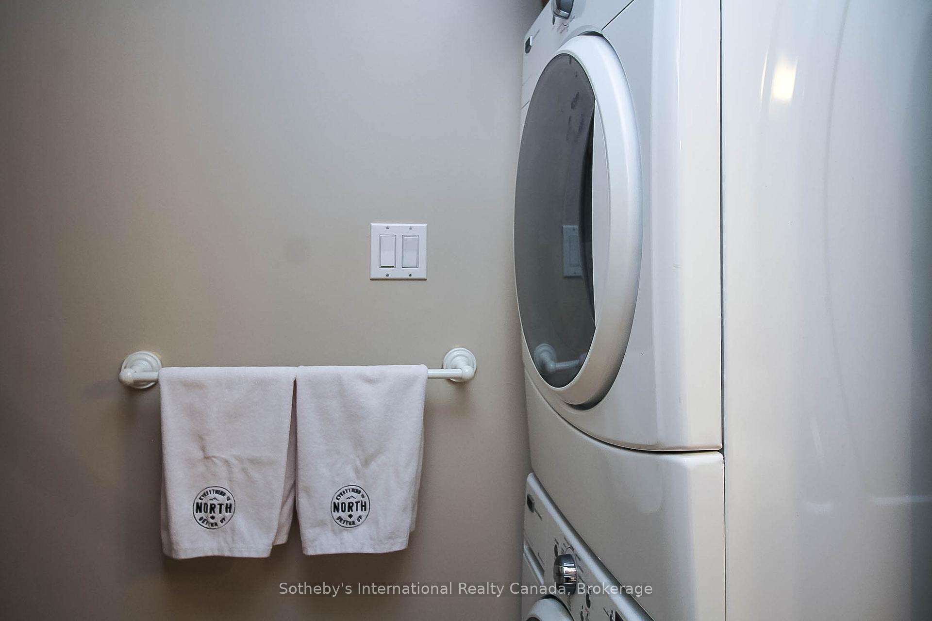 Photo 20 of 110 Escarpment Crescent, Collingwood — HOMEH