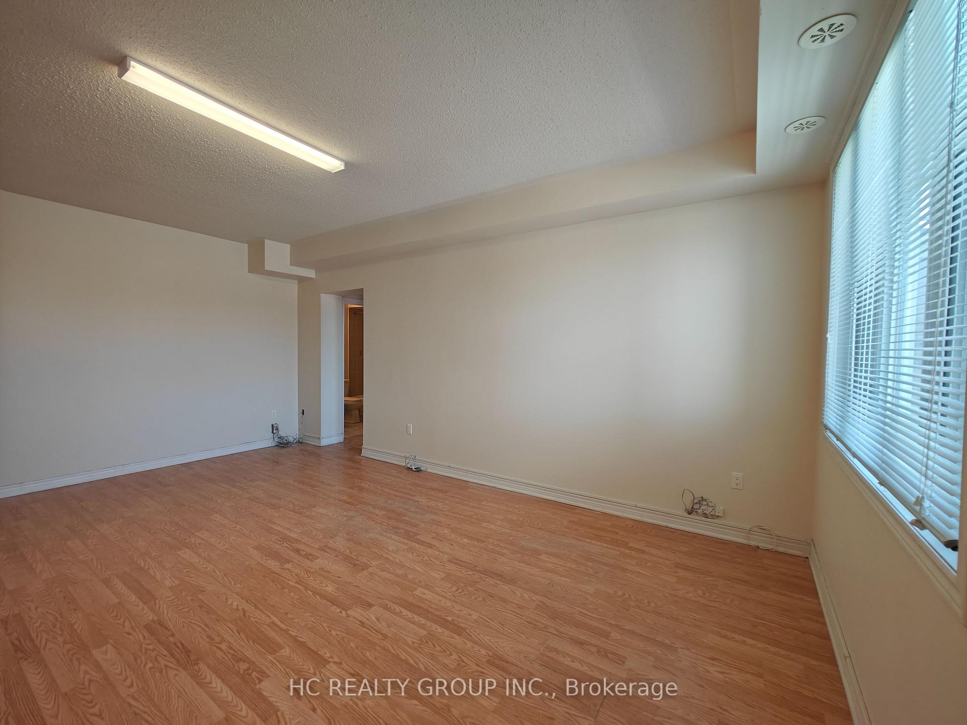 Photo 4 of 277 Aldergrove Drive, Markham, Milliken Mills East — HOMEH