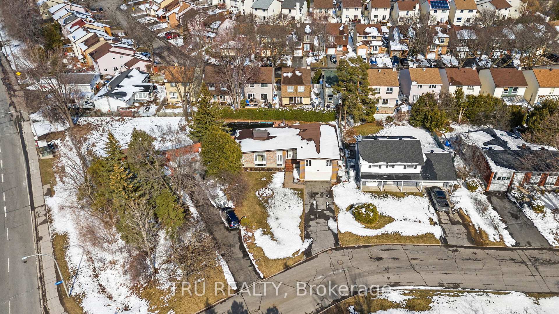 Photo 39 of 3 Bellfield Street N, Ottawa, Bayshore — HOMEH