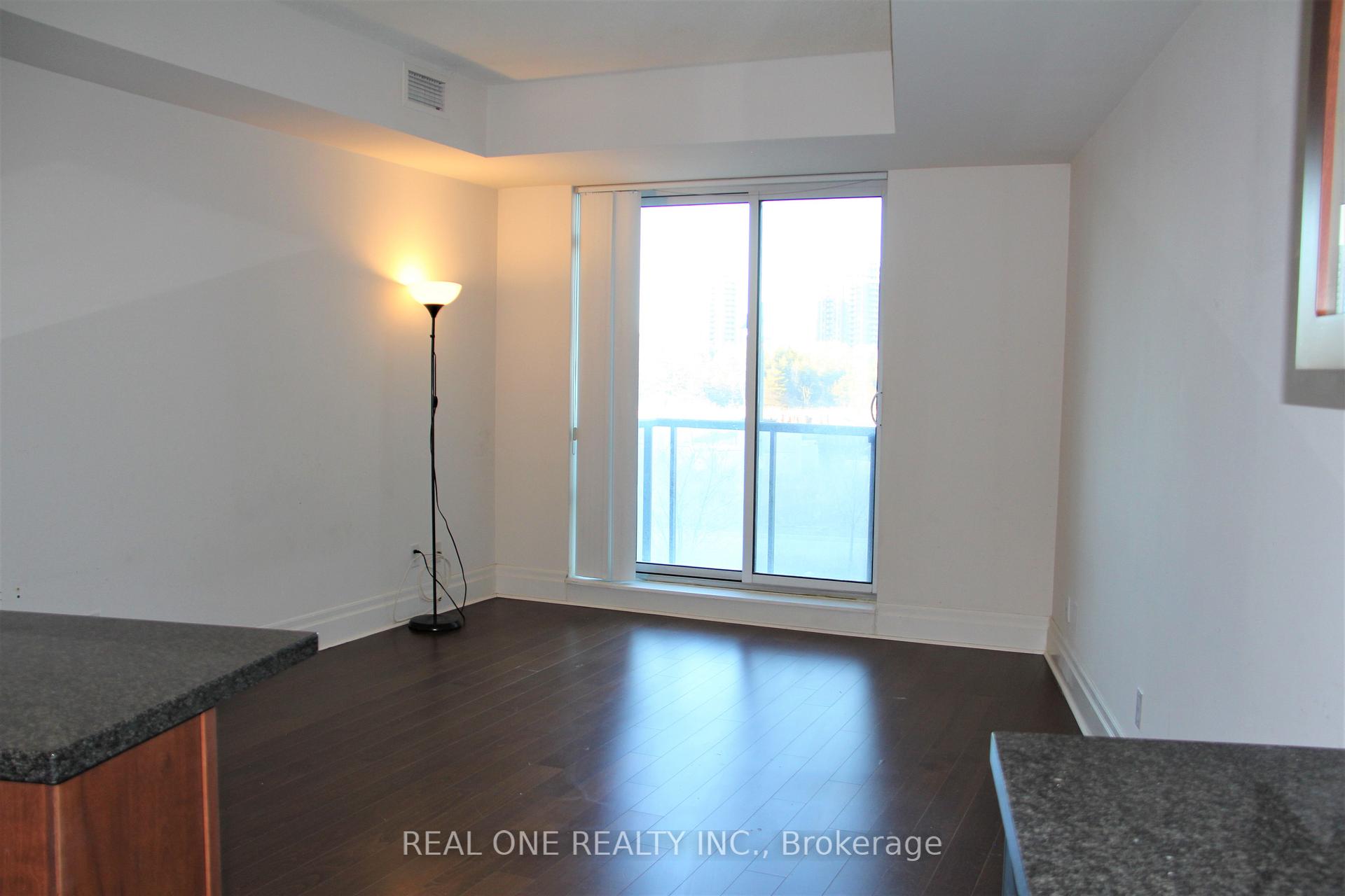 Photo 3 of Unit 210, 111 Upper Duke Crescent, Markham, Unionville — HOMEH