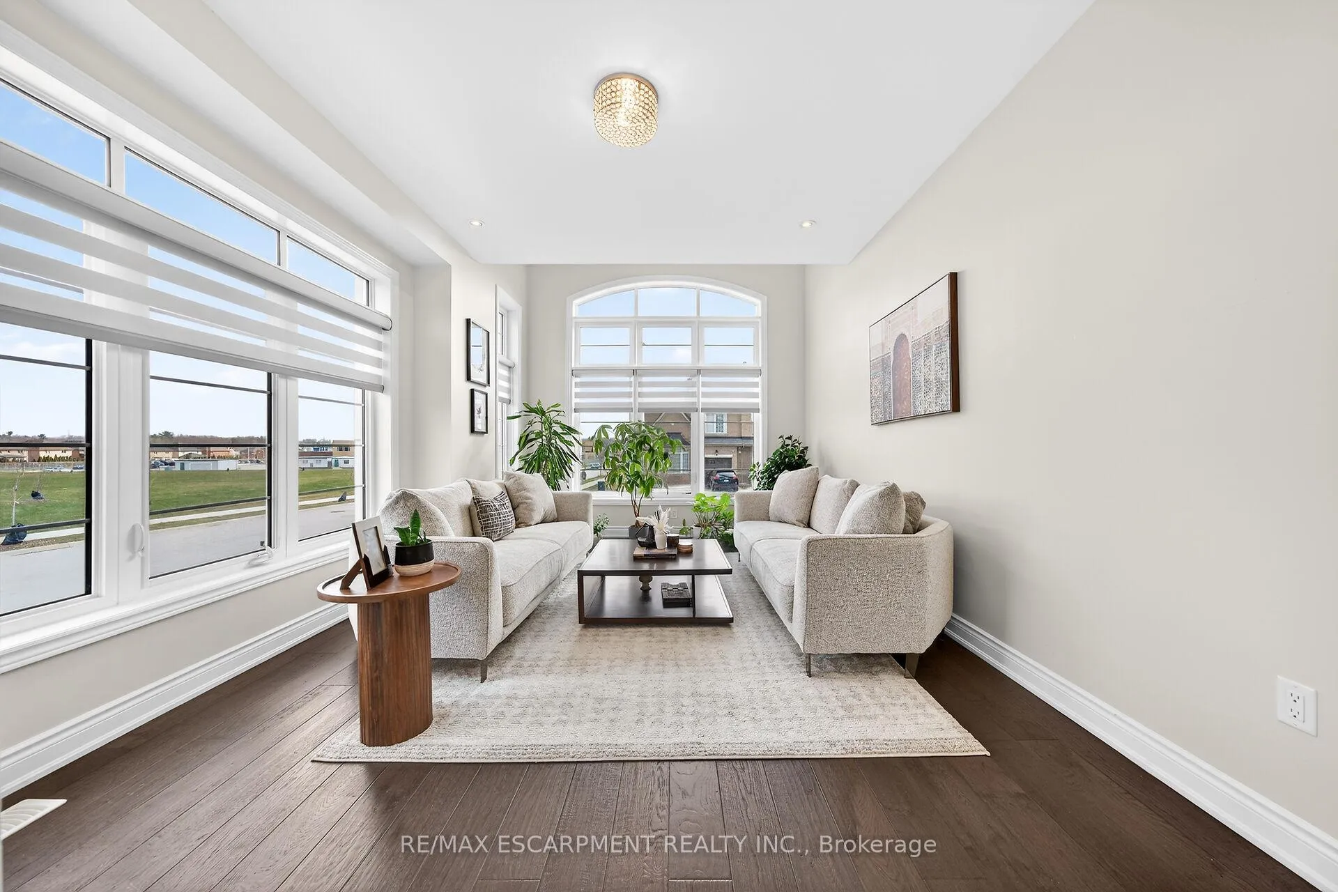 Photo 6 of 140 Robertson Road, Hamilton, Meadowlands — HOMEH