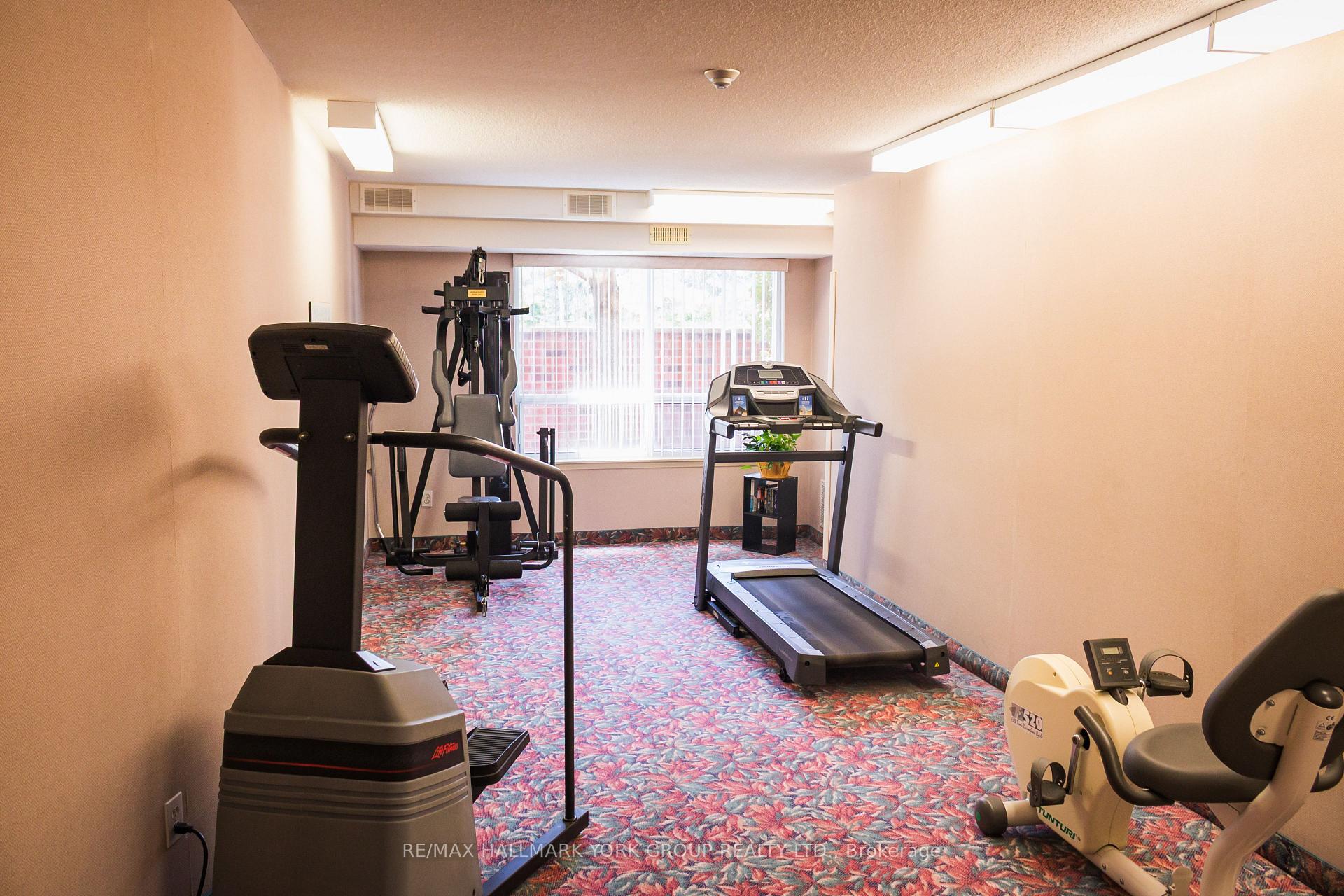 Photo 13 of Unit 408, 143 Edgehill Drive, Barrie, Letitia Heights — HOMEH