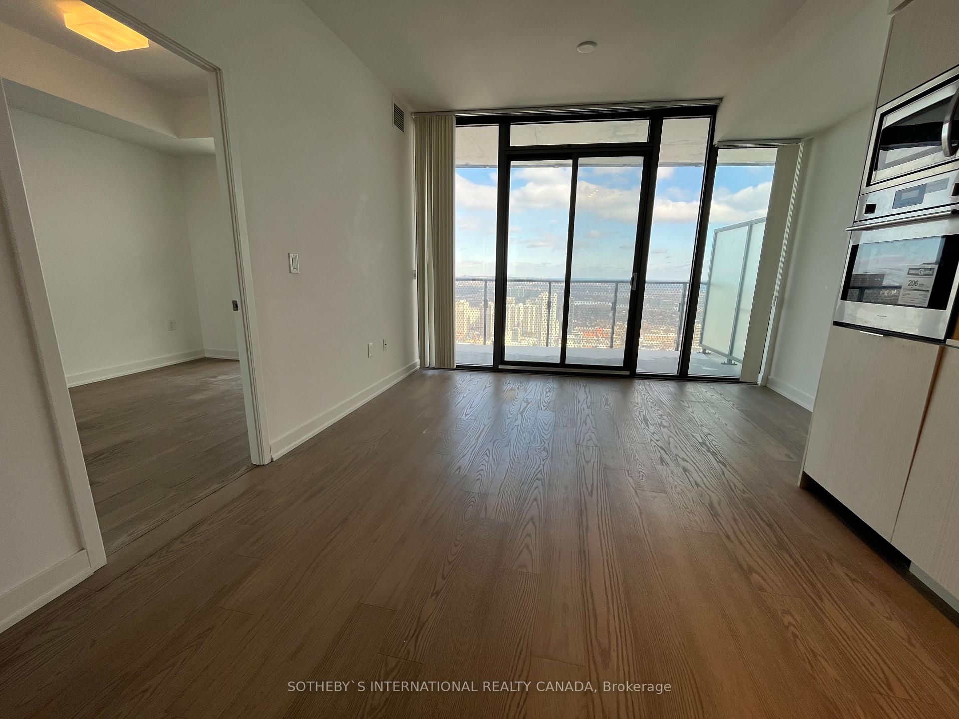 Photo 5 of Unit 5301, 11 Wellesley Street W, Toronto, Bay Street Corridor — HOMEH