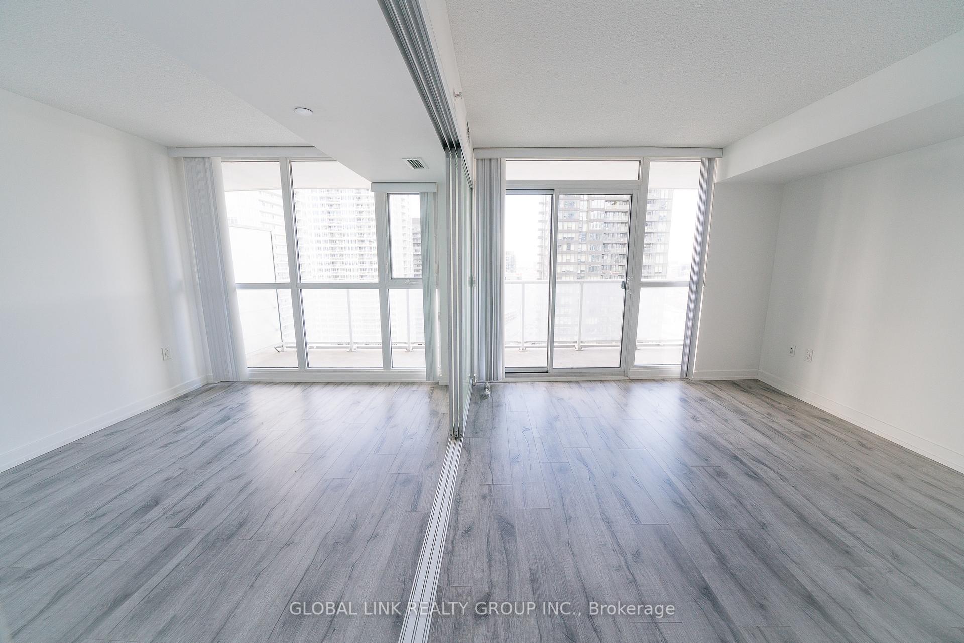 Photo 4 of Unit 2711, 75 Queens Wharf Road, Toronto, Waterfront Communities — HOMEH