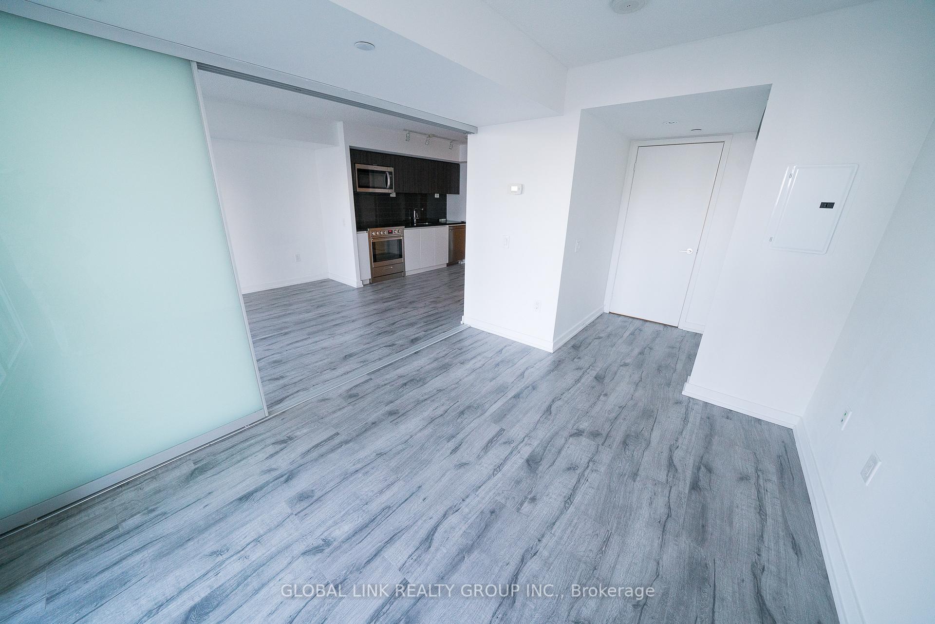 Photo 9 of Unit 2711, 75 Queens Wharf Road, Toronto, Waterfront Communities — HOMEH