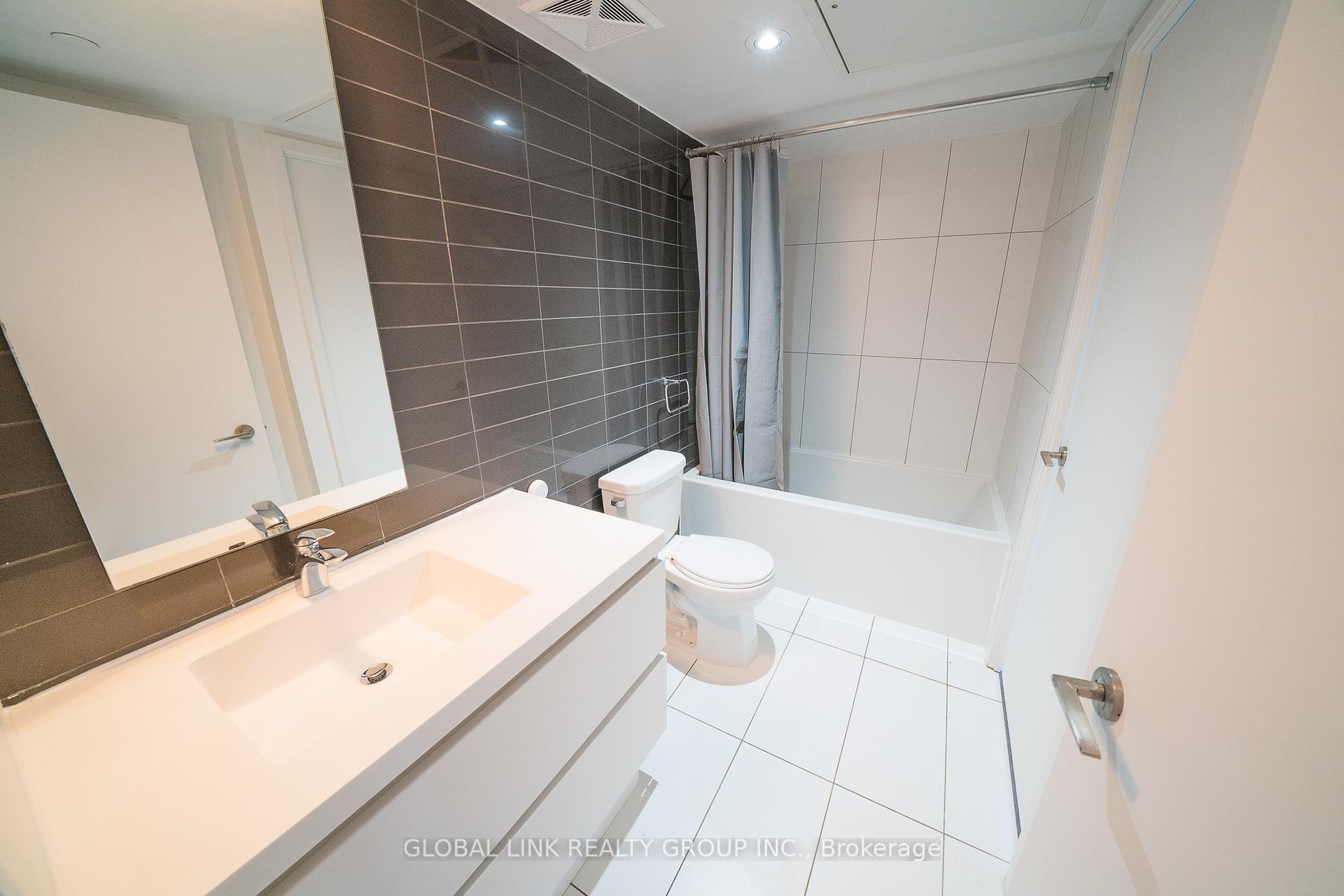 Photo 11 of Unit 2711, 75 Queens Wharf Road, Toronto, Waterfront Communities — HOMEH