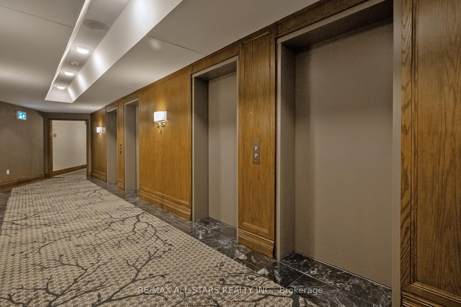 Photo 4 of Unit 1506, 610 Bullock Drive, Markham, Markville — HOMEH