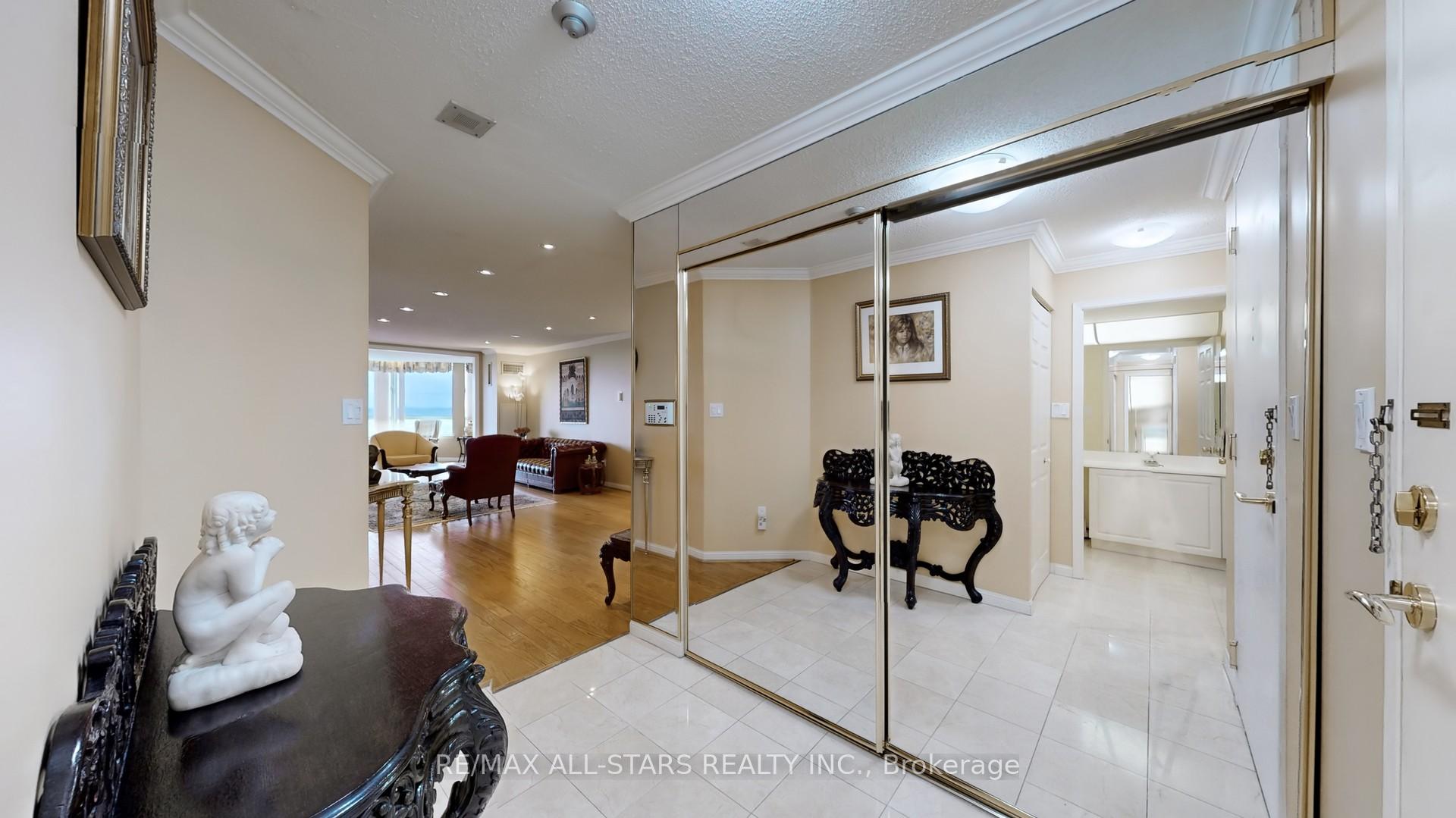 Photo 21 of Unit 1506, 610 Bullock Drive, Markham, Markville — HOMEH