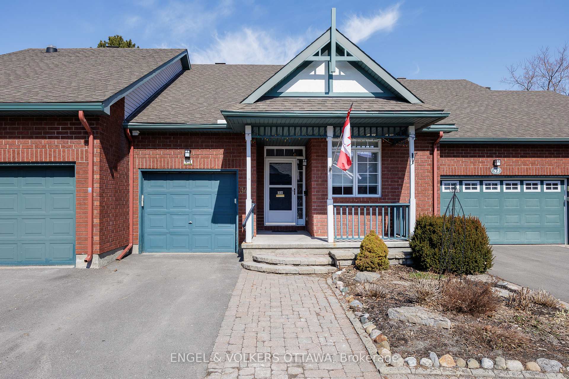 Photo 7 of 34 Briardale Crescent, Ottawa, City View/Skyline/Fisher Heights/Parkwood Hills — HOMEH