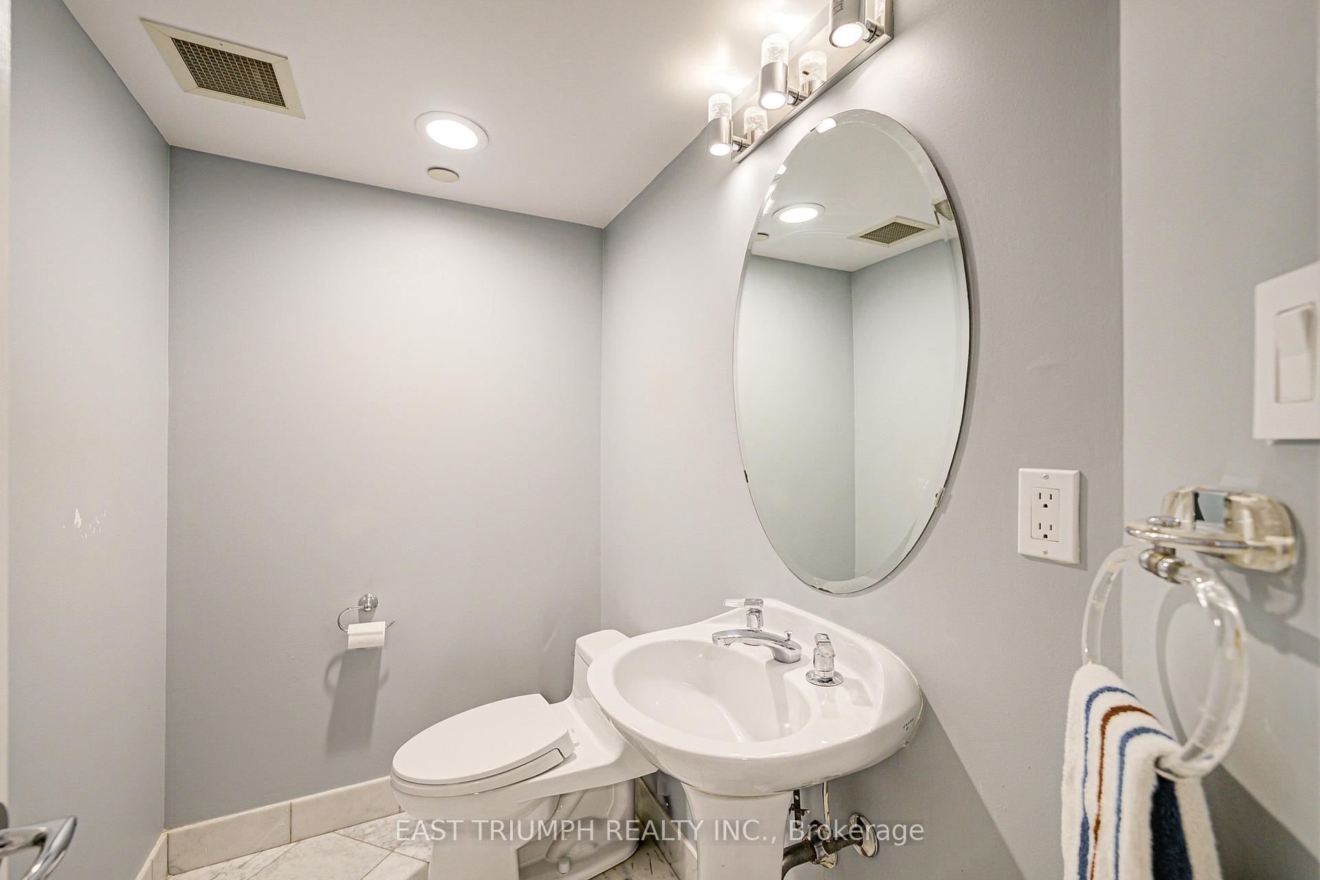 Photo 5 of Unit 2313, 38 Elm Street, Toronto, Bay Street Corridor — HOMEH
