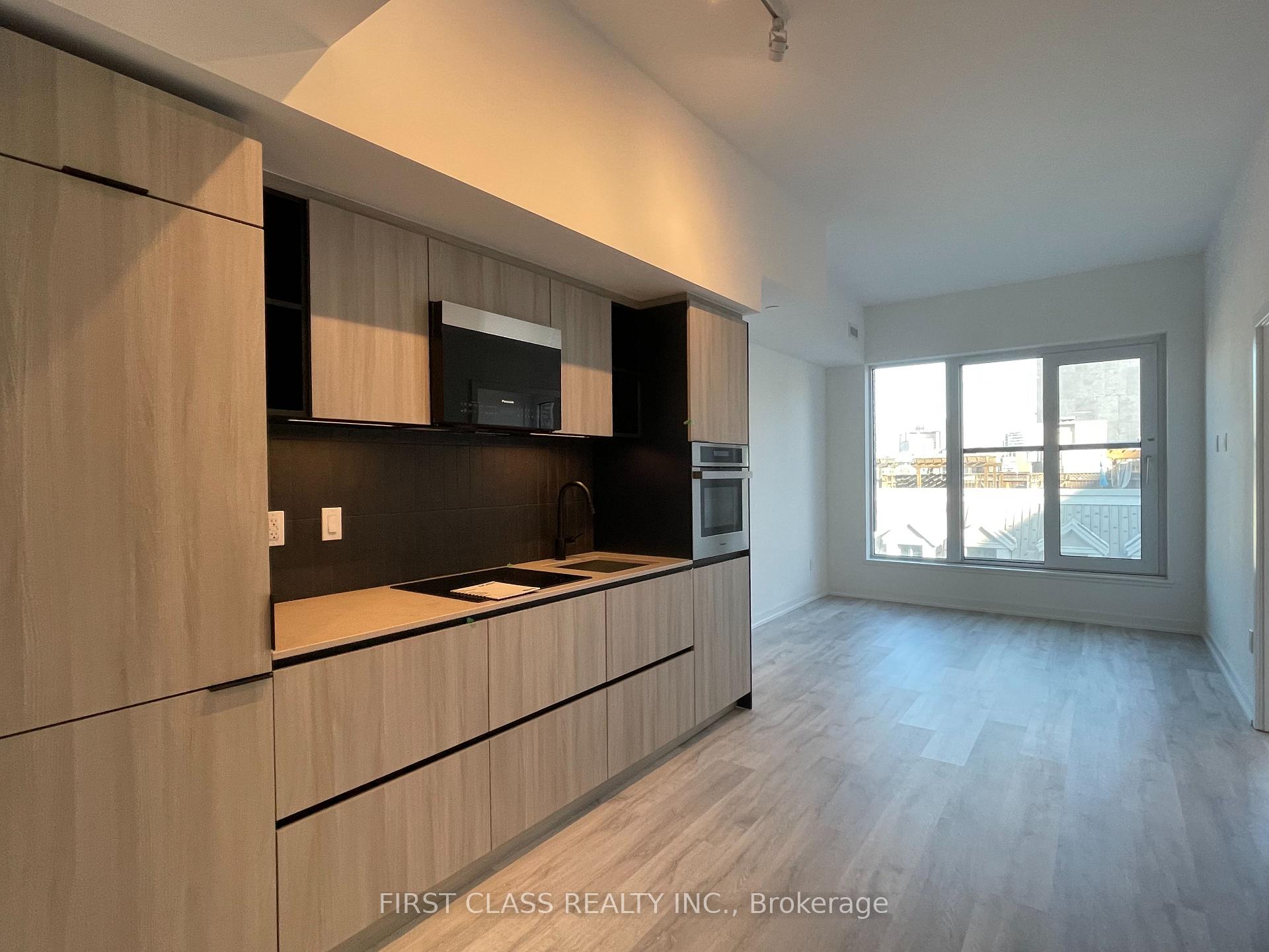 Photo 1 of Unit 703, 2 Augusta Avenue, Toronto, Kensington-Chinatown — HOMEH