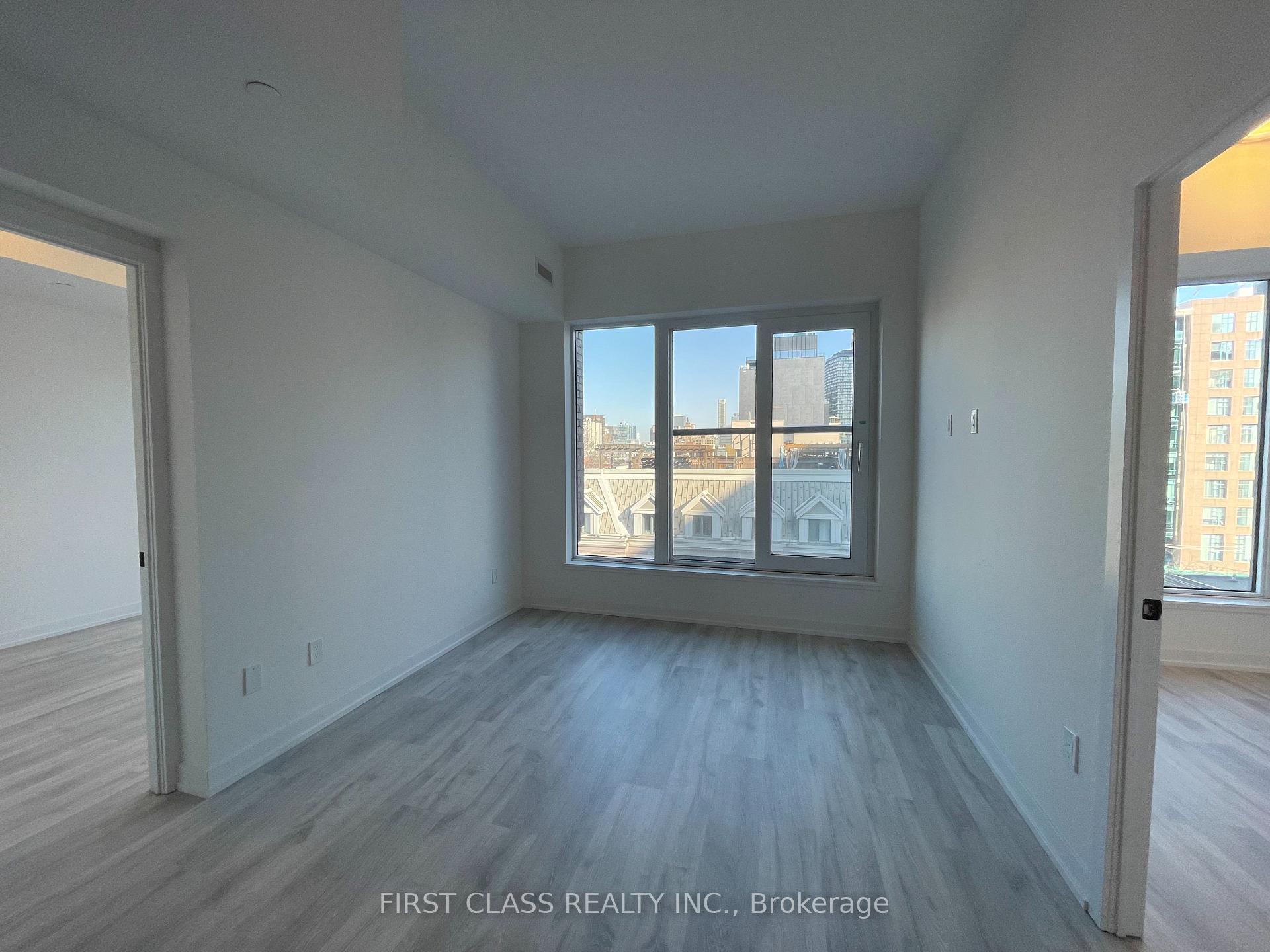 Photo 4 of Unit 703, 2 Augusta Avenue, Toronto, Kensington-Chinatown — HOMEH