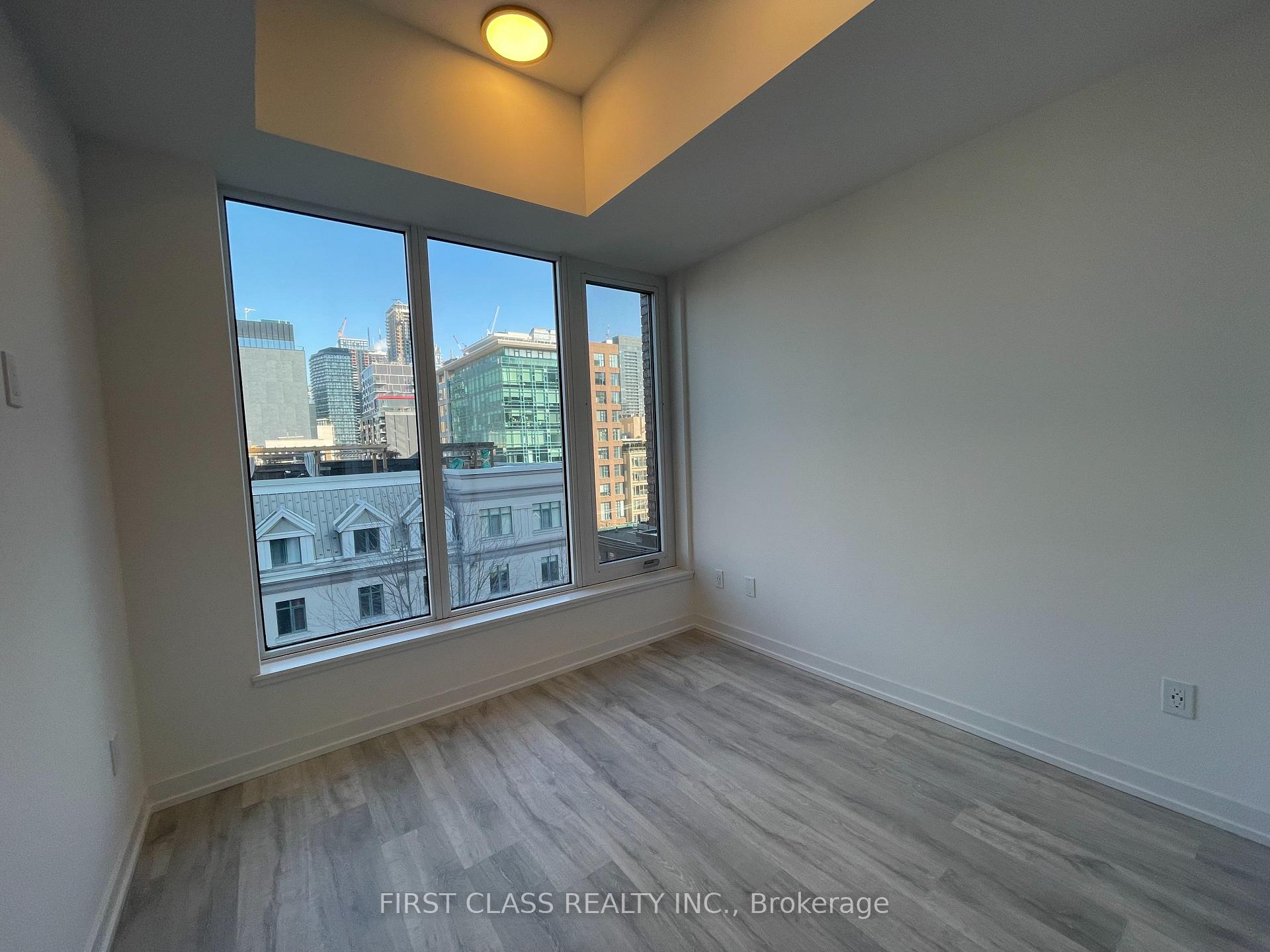 Photo 5 of Unit 703, 2 Augusta Avenue, Toronto, Kensington-Chinatown — HOMEH