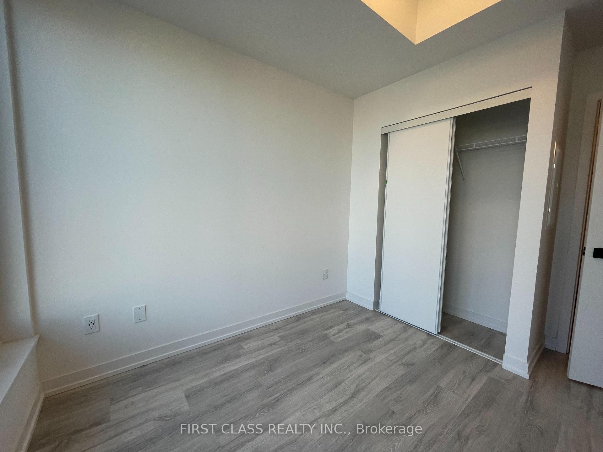Photo 6 of Unit 703, 2 Augusta Avenue, Toronto, Kensington-Chinatown — HOMEH