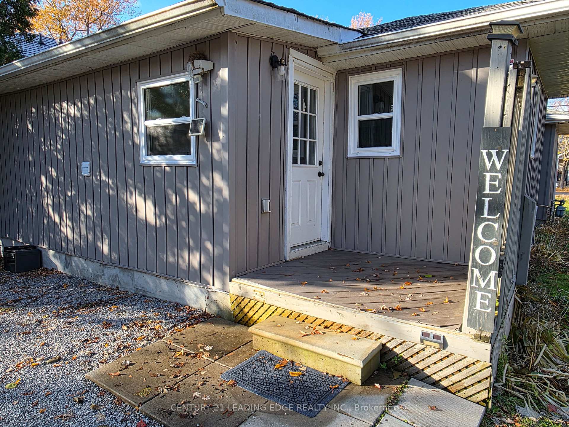Photo 9 of 235 Bayview Avenue, Georgina, Keswick South — HOMEH