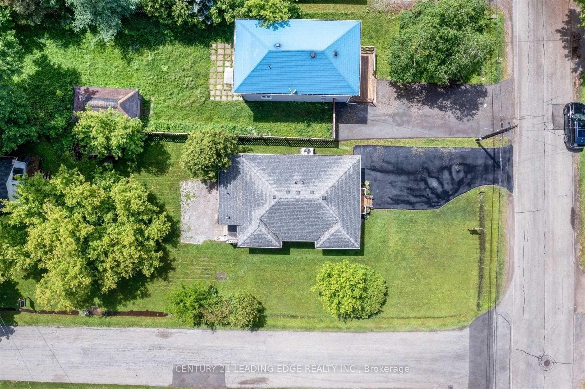 Photo 14 of 235 Bayview Avenue, Georgina, Keswick South — HOMEH