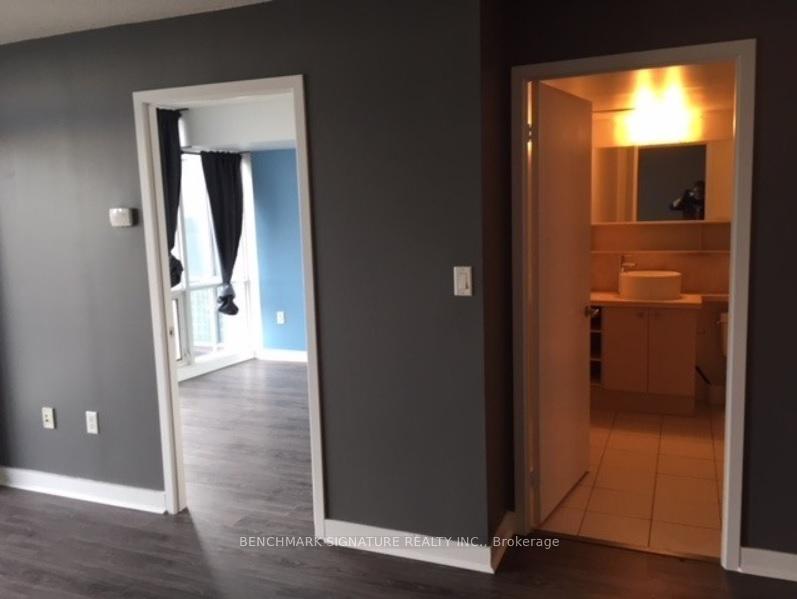 Photo 6 of Unit 3112, 11 Brunel Court, Toronto, Waterfront Communities — HOMEH