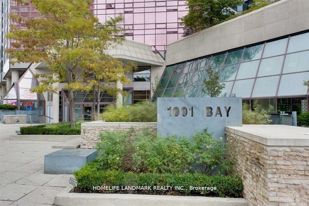 Front of Unit 3409, 1001 Bay Street